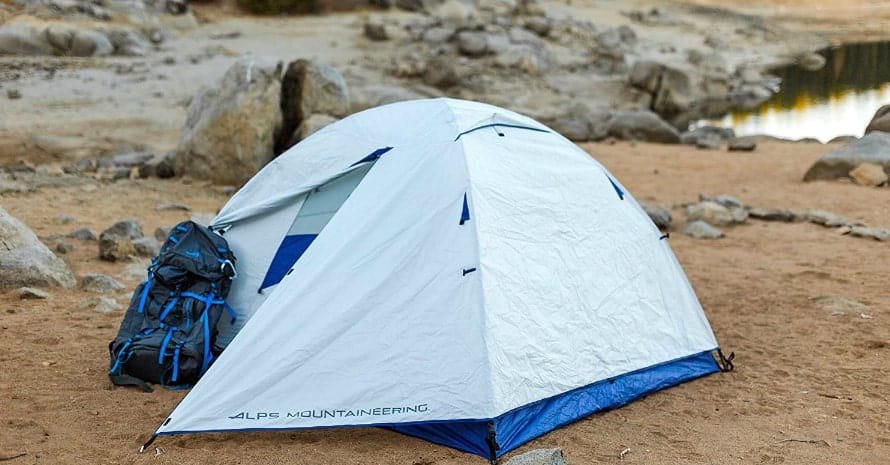ALPS Mountaineering Lynx Tent with back